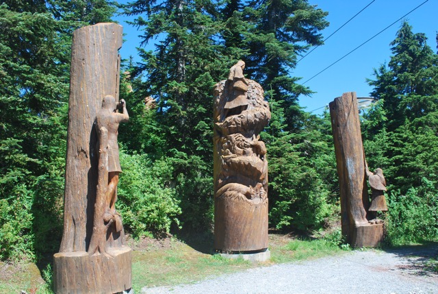 Modern native indian carvings